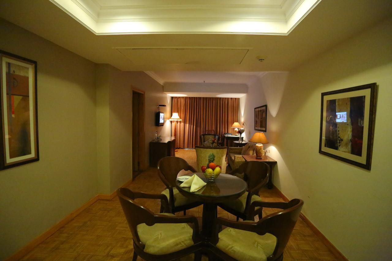 Lutyens' Resort Нью-Дели Экстерьер фото